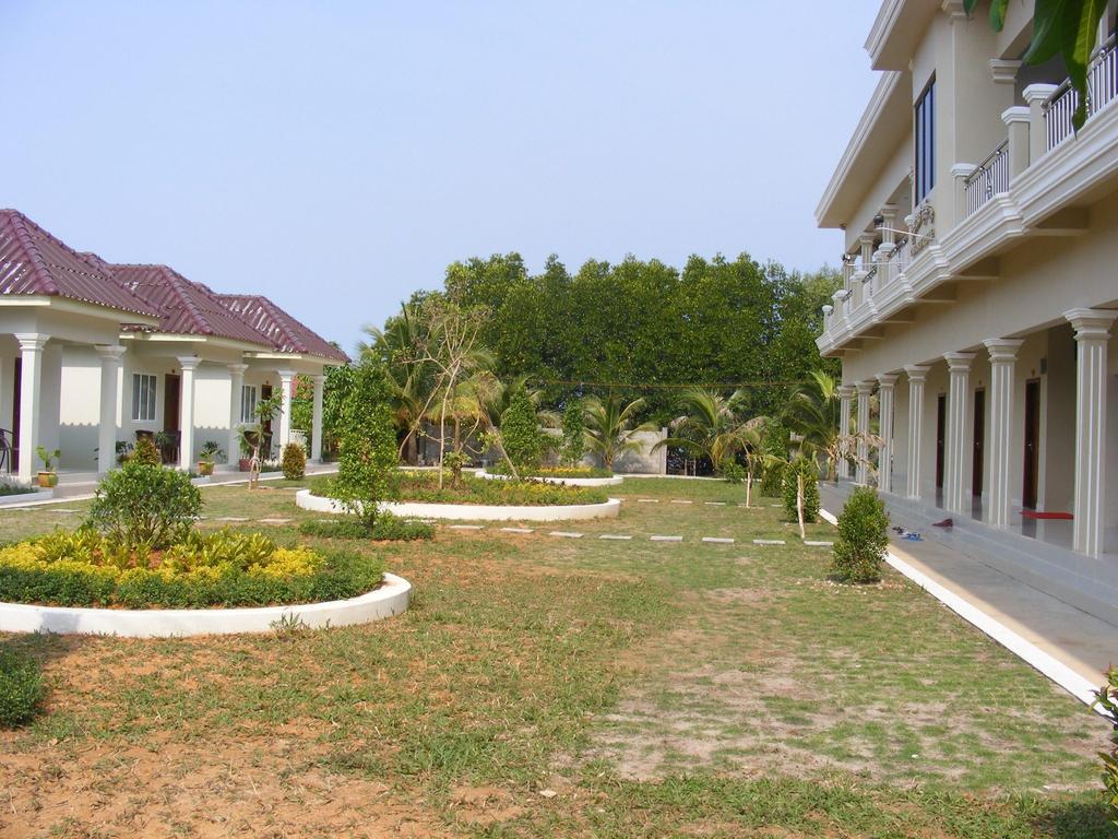 Chnerikray Guesthouse Krŏng Kaôh Kŏng Exterior foto